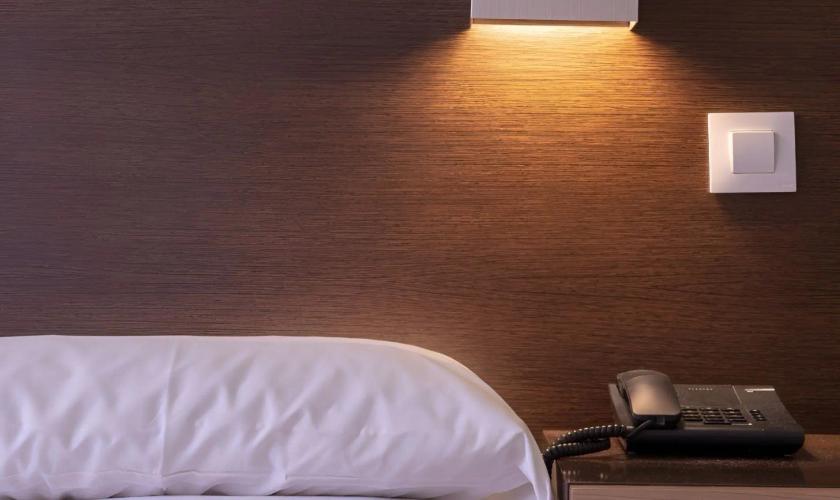 Camera Matrimoniale/Doppia con Letti Singoli (1 - 2 PERSONE) Apartamentos Recoletos Madrid Camera Matrimoniale/Doppia con Letti Singoli (1 - 2 PERSONE) Apartamentos Recoletos Madrid