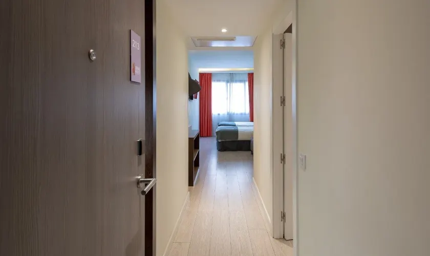 Camera Matrimoniale/Doppia con Letti Singoli (1 - 2 PERSONE) Apartamentos Recoletos Madrid Camera Matrimoniale/Doppia con Letti Singoli (1 - 2 PERSONE) Apartamentos Recoletos Madrid